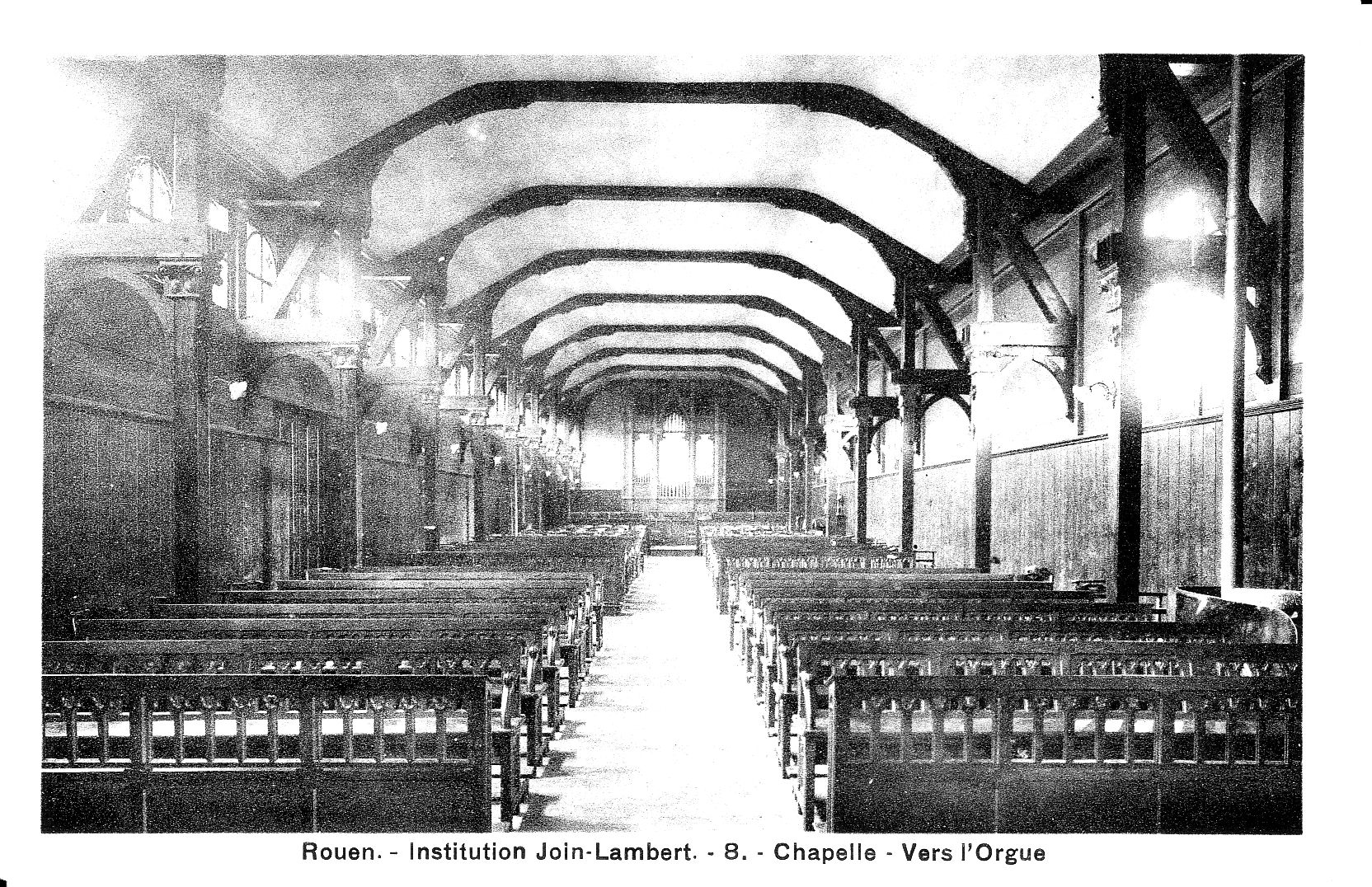 La Chapelle - Vers l'orgue