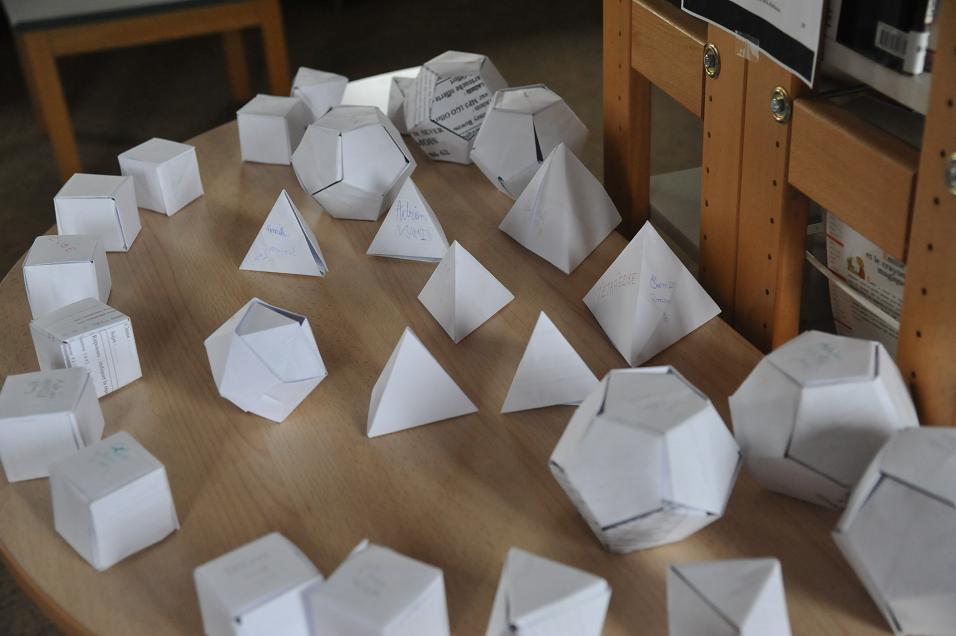 Polydron Lot De 50 Solides De Platon – Ensemble Géométrie 3D Éducatif Dès 4 Ans