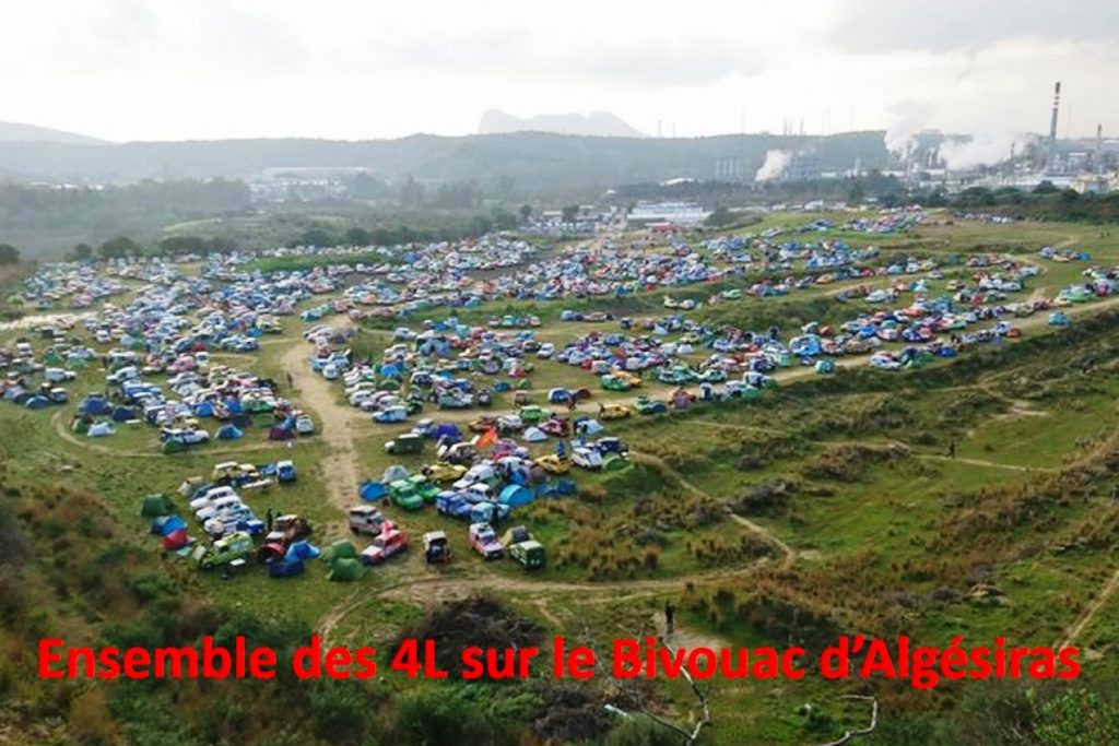 4L Trophy : de la pluie dans le désert et l'épreuve des bacs à