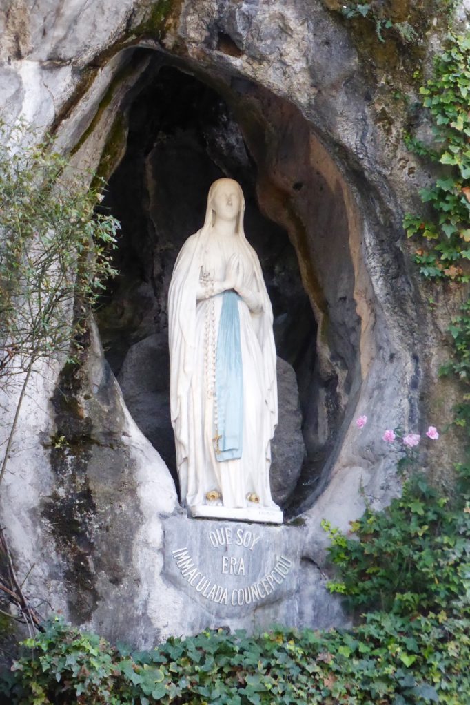 Lourdes oct17 12